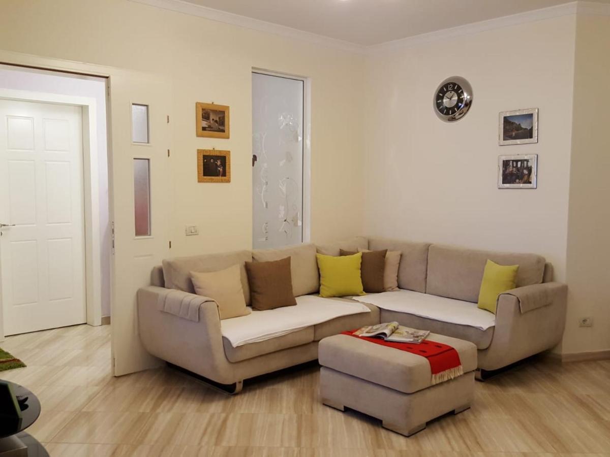 Holiday Center Apartment Shkodër Dış mekan fotoğraf
